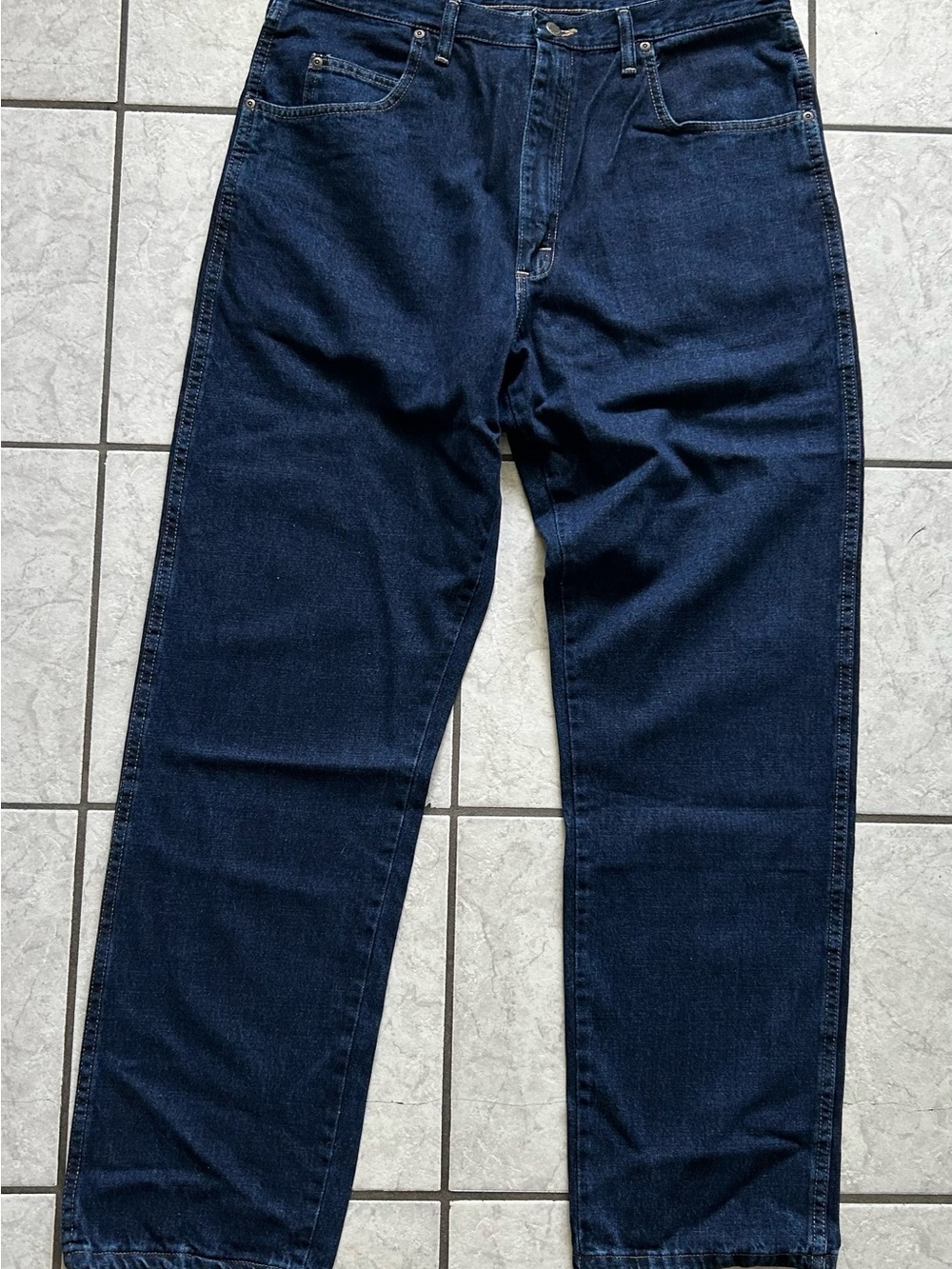 Wrangler Men’s Relaxed Fit Jeans in Dark Blue Denim